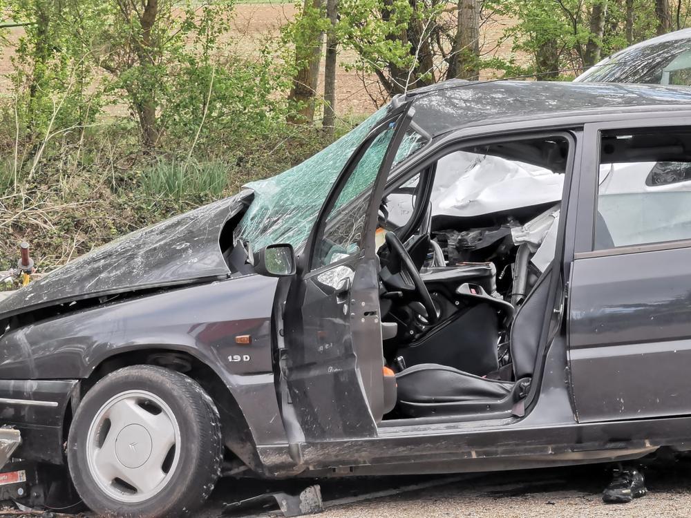 Dos jóvenes mueren en un accidente de tráfico en Almazán