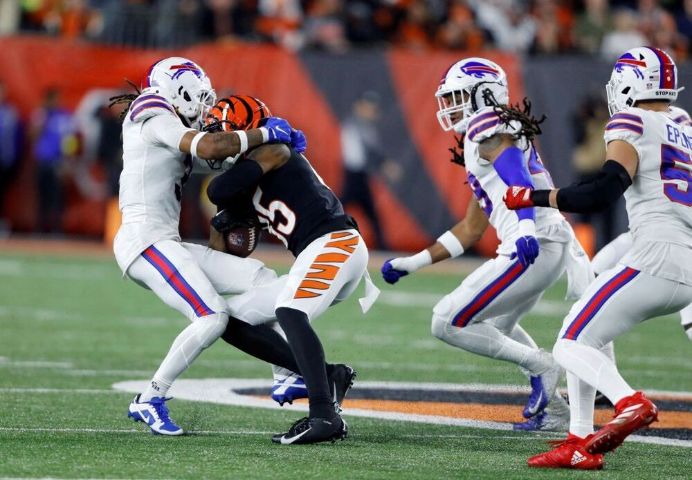 Jugador de Buffalo Bills en estado crítico tras sufrir paro