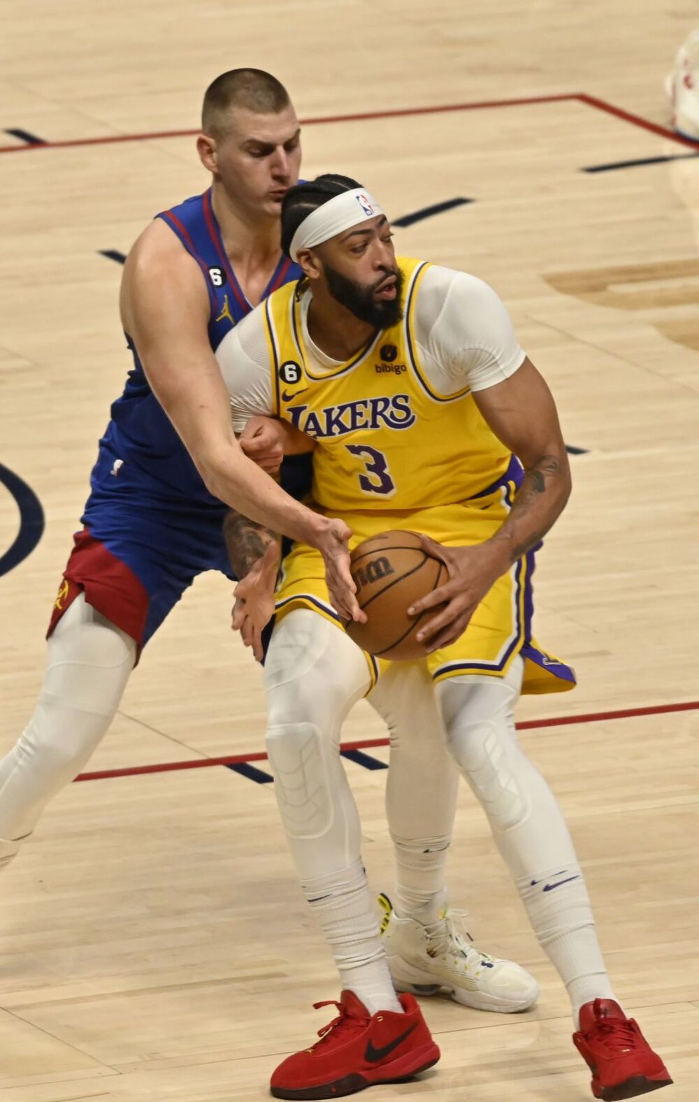 NBA Western Conference Finals - Los Angeles Lakers at Denver Nuggets  / BOB PEARSON