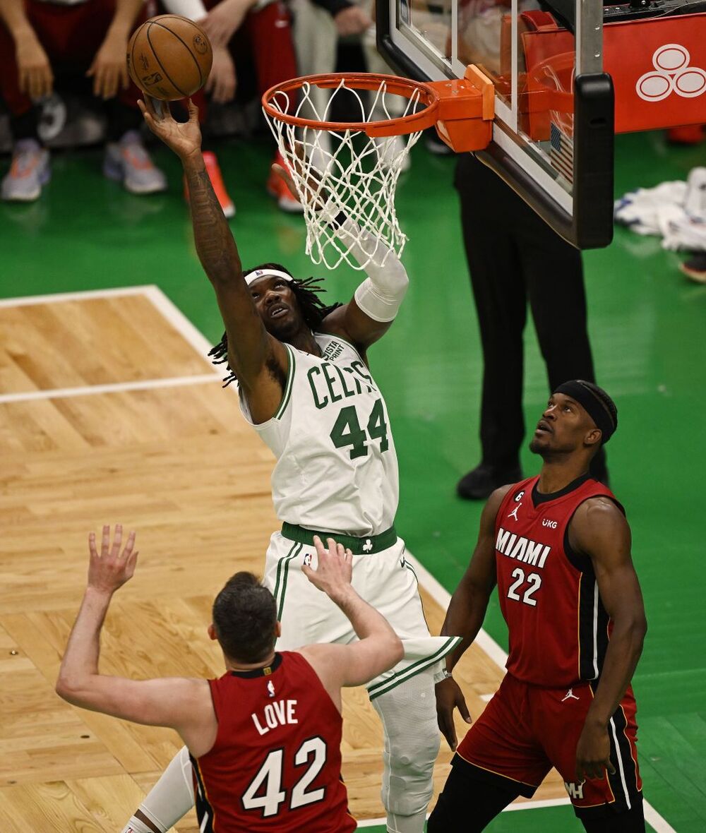 NBA Eastern Conference Finals - Miami Heat at Boston Celtics  / JOHN CETRINO