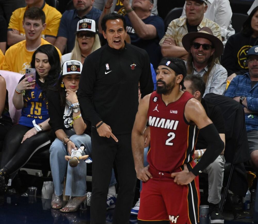 NBA Finals Game 1 - Miami Heat at Denver Nuggets  / BOB PEARSON