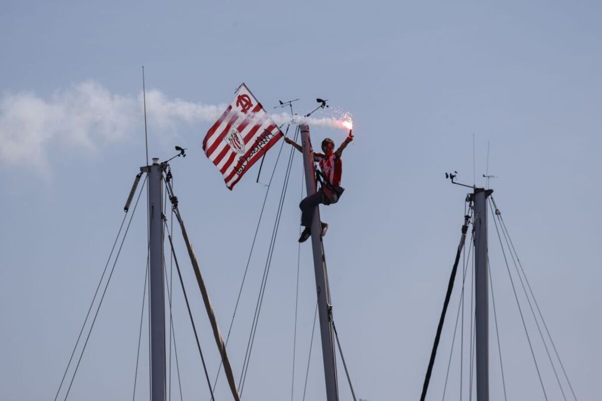 Celebración de la del Athletic Club de Bilbao por el título de la Copa del Rey  / LUIS TEJIDO