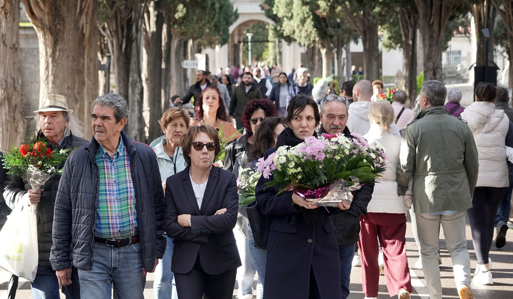 Los castellanos y leoneses recuerdan a sus difuntos