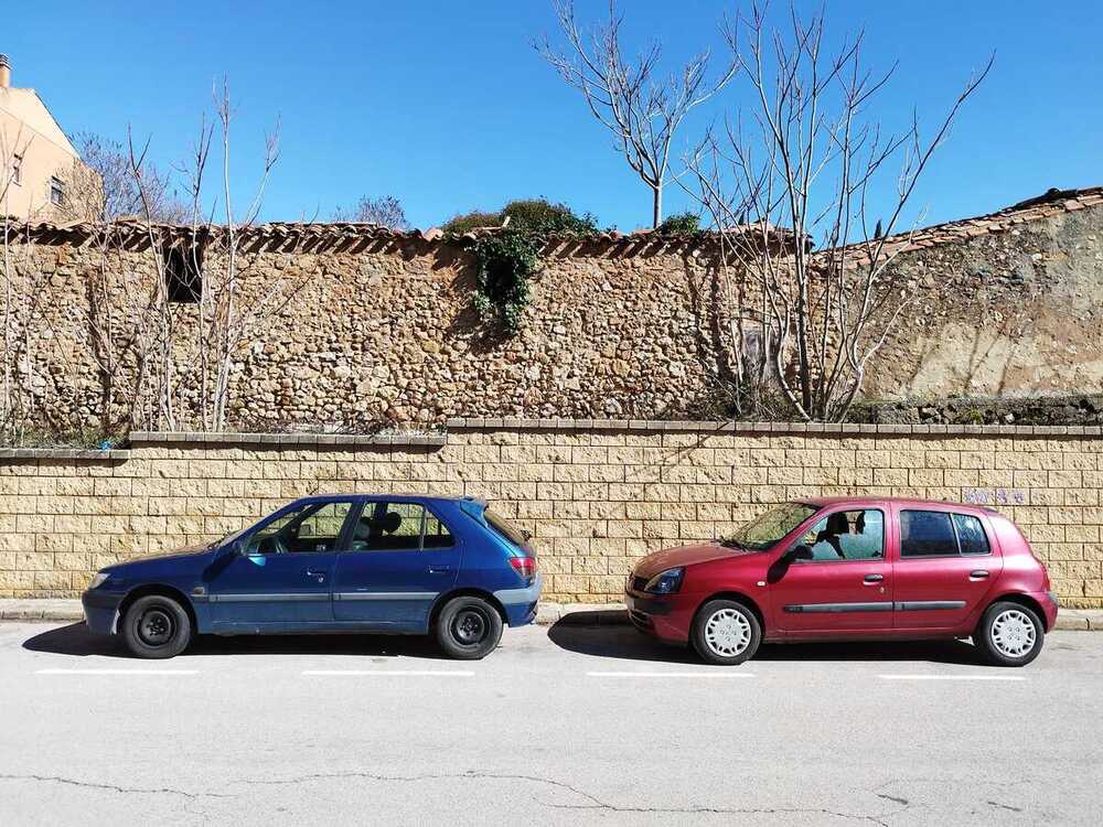 Denuncian 'perdigonazos' a coches en el Calaverón y Royales