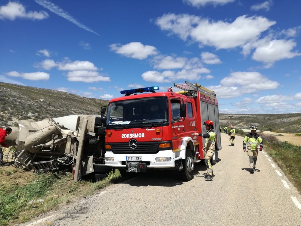 Accidente de un camión en La Riba de Escalote