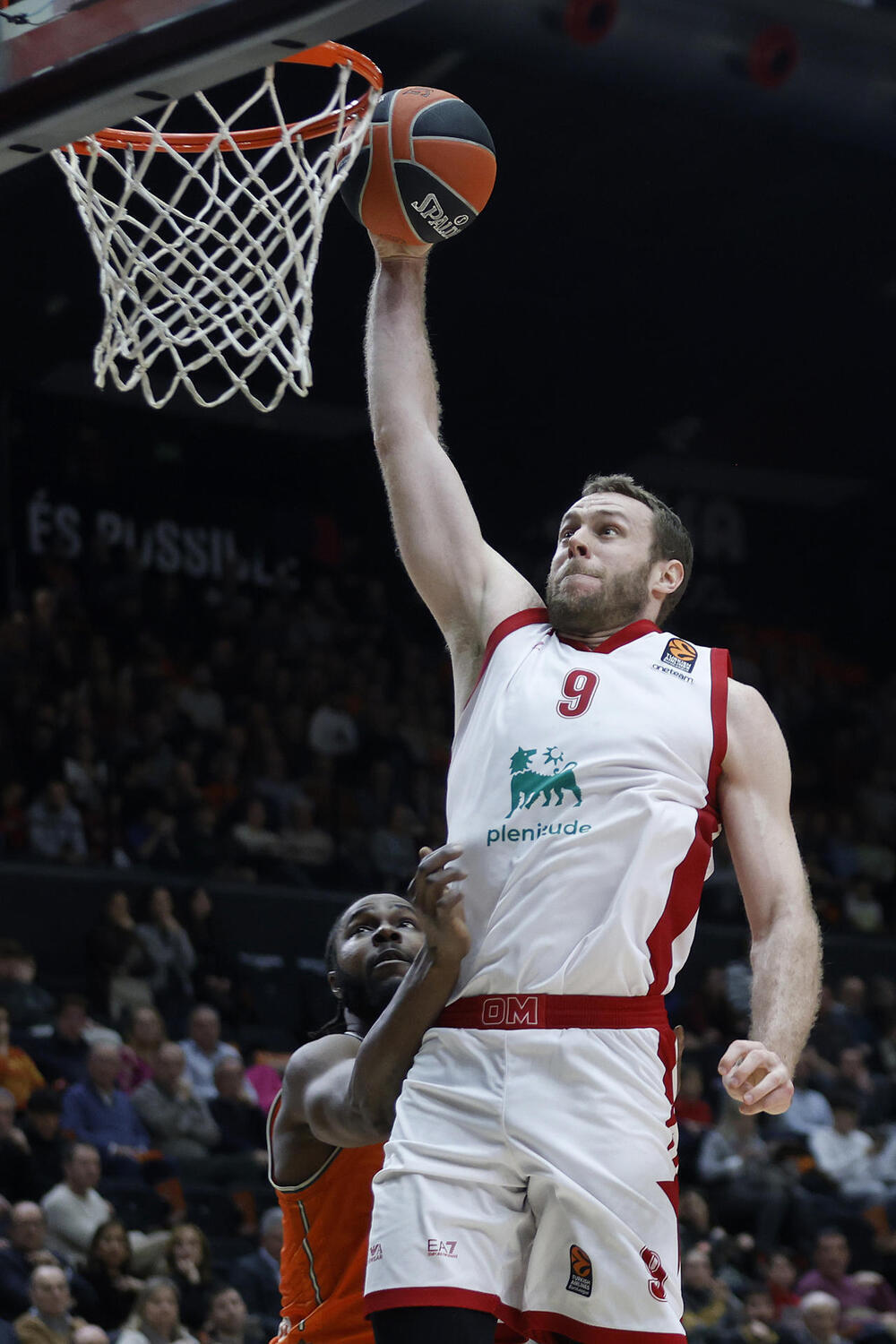 El Valencia Basket sí aprovecha su remontada ante el Milán