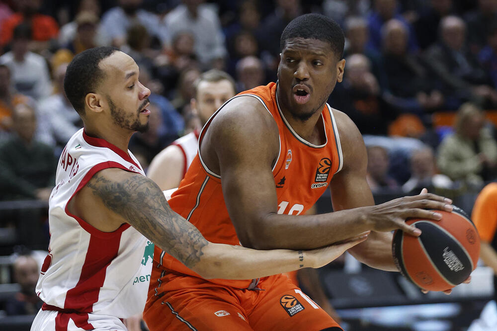 El Valencia Basket sí aprovecha su remontada ante el Milán