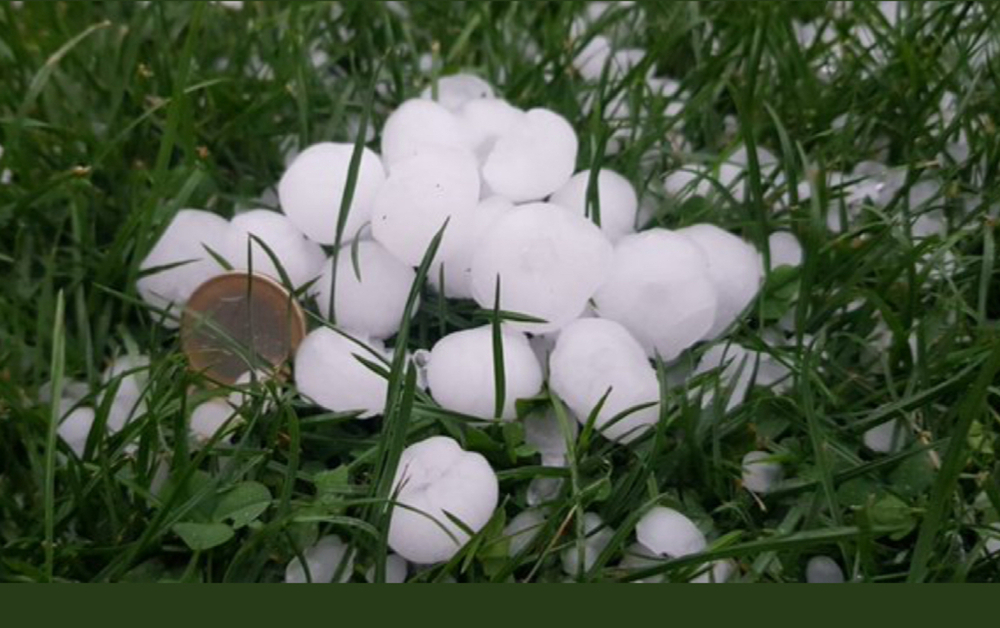 Una tormenta de granizo sorprende  a Duruelo