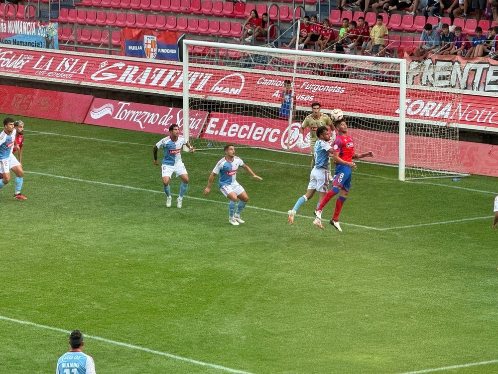 Victoria (2-0) del Numancia para estrenar la temporada en casa