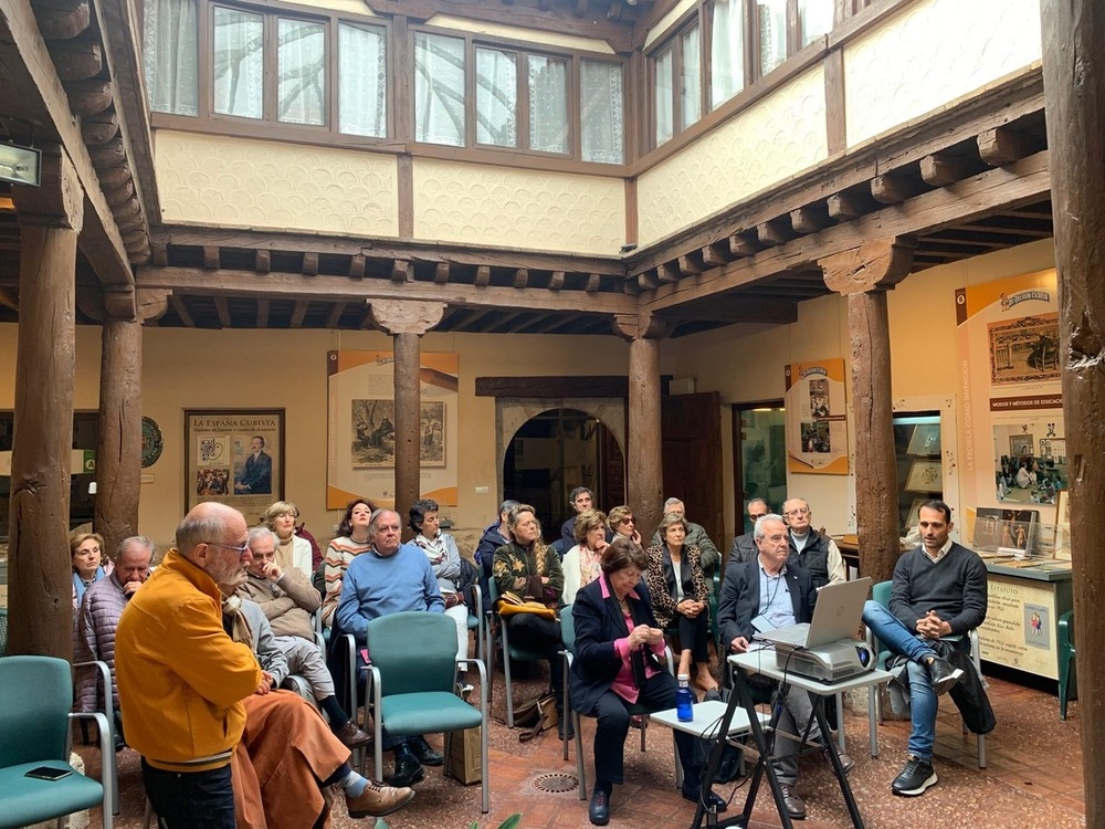 Homenaje a Agustín Escolano y Purificación Lahoz