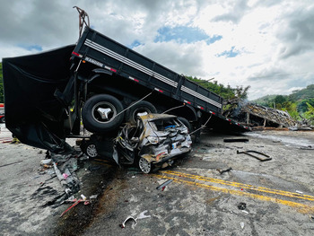 Al menos 37 muertos en un accidente de tráfico en Brasil