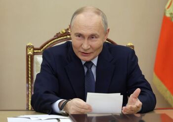 Putin anuncia la producción en serie de misiles hipersónicos