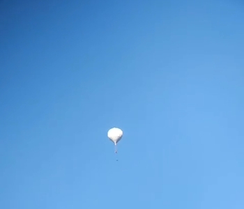 Un rally de globos tripulados atraviesa los cielos sorianos