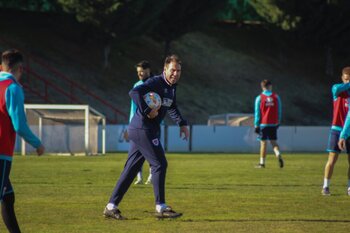 Iñaki Bea pide disculpas a la afición del Numancia