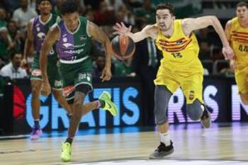 El Unicaja se escapa en el segundo puesto a costa del Barça