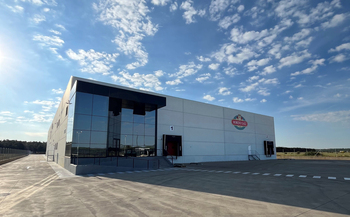 Moreno Sáez estrena la mayor planta de producción de Torrezno