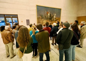 Las Cortes llenan las plazas de visitas a su muestra de arte