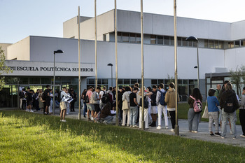 La Junta contrata a 100 técnicos de apoyo universitarios