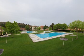 La piscina de El Burgo cierra una exitosa temporada