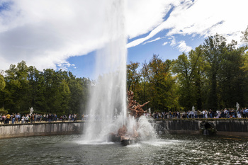 La fuente de Andrómeda se enciende 80 años después