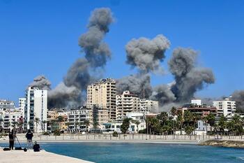 Mueren 5 personas en un nuevo bombardeo contra la ciudad de Tiro