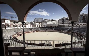 La Feria Taurina de San Saturio, en el alero