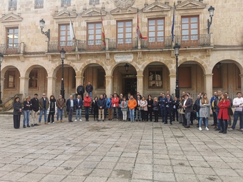 Soria unida guarda silencio por las víctimas de la DANA