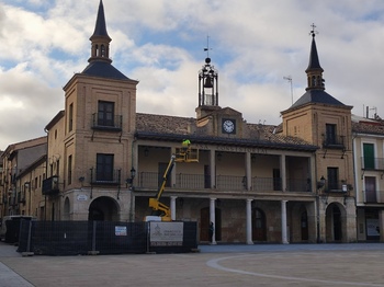 Arrancan las obras en la fachada del Ayuntamiento de El Burgo