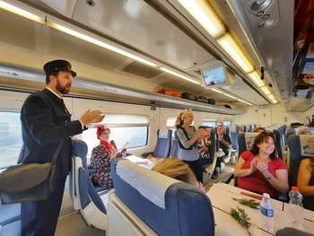 El tren turístico Campos de Castilla inicia sus viajes