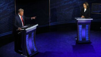 Harris sale reforzada de los ataques de Trump en el debate