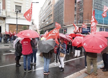 CCOO y UGT “no pararán” hasta lograr el acuerdo de 37,5 horas