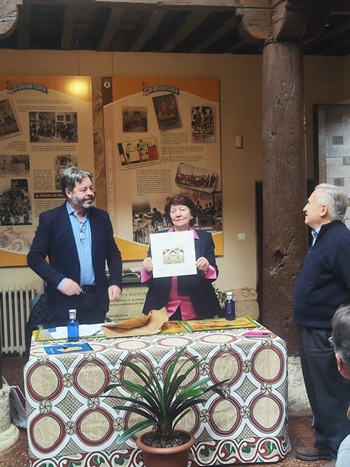 Homenaje a Agustín Escolano y Purificación Lahoz