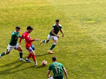 El Numancia inicia el 2024 con una goleada al Cacereño