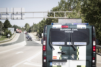 Investigado un camionero por invadir el carril contrario