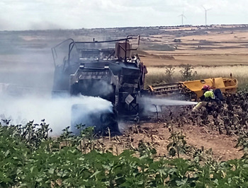 Una empacadora, origen del incendio 8 hectáreas en Ledesma