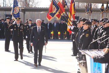 Homenaje a los agentes jubilados en el 201 aniversario