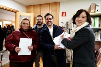 Moreno denuncia presiones y tensa la lucha por el PSOE de León