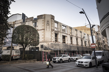 Obras en la red de agua en la calle Cortes de Soria