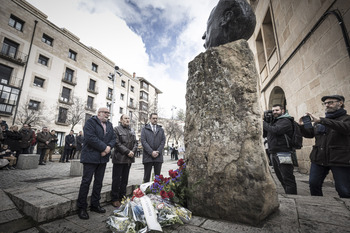 El IES Antonio Machado de Soria recuerda al poeta